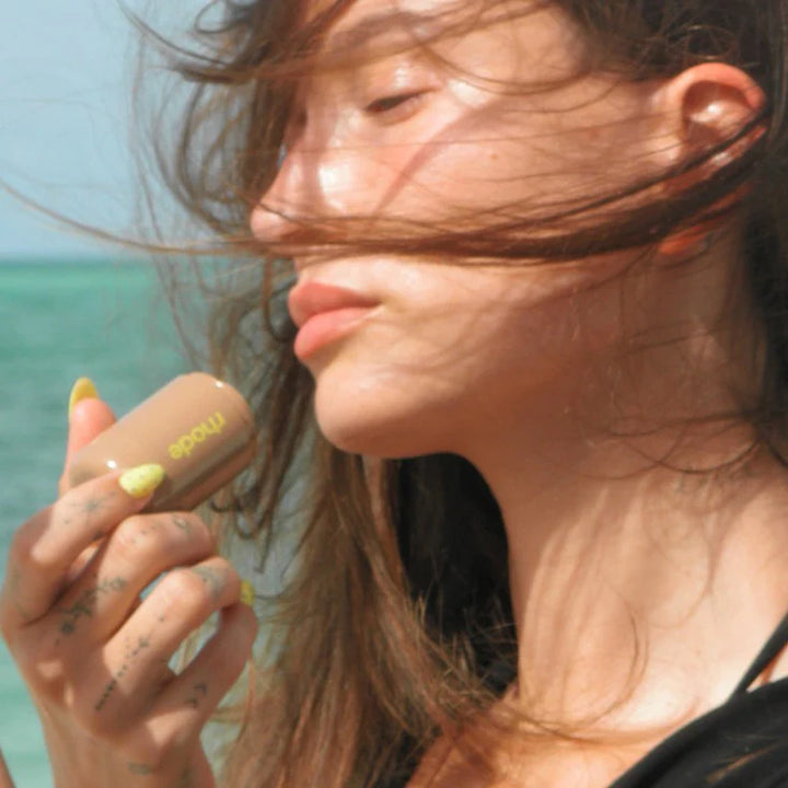 RHODE POCKET BLUSH SUN SOAK